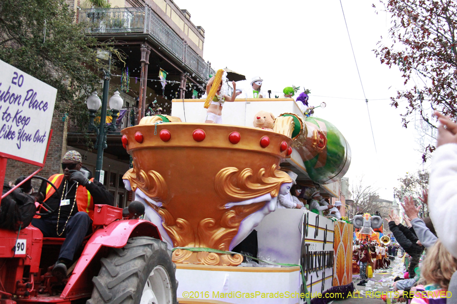 2016-Krewe-of-Tucks-010773