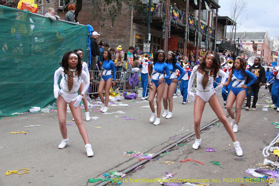 2016-Krewe-of-Tucks-010927