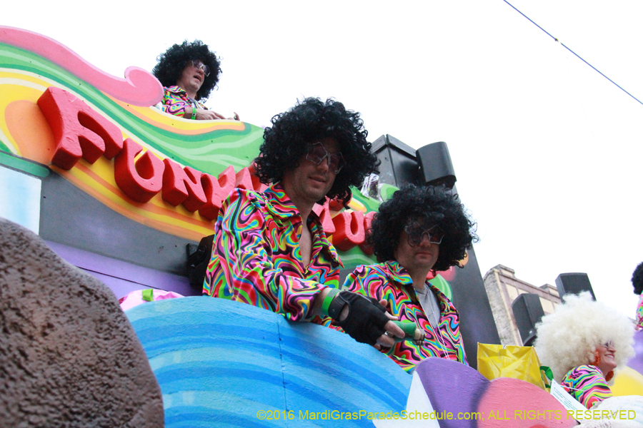 2016-Krewe-of-Tucks-010968