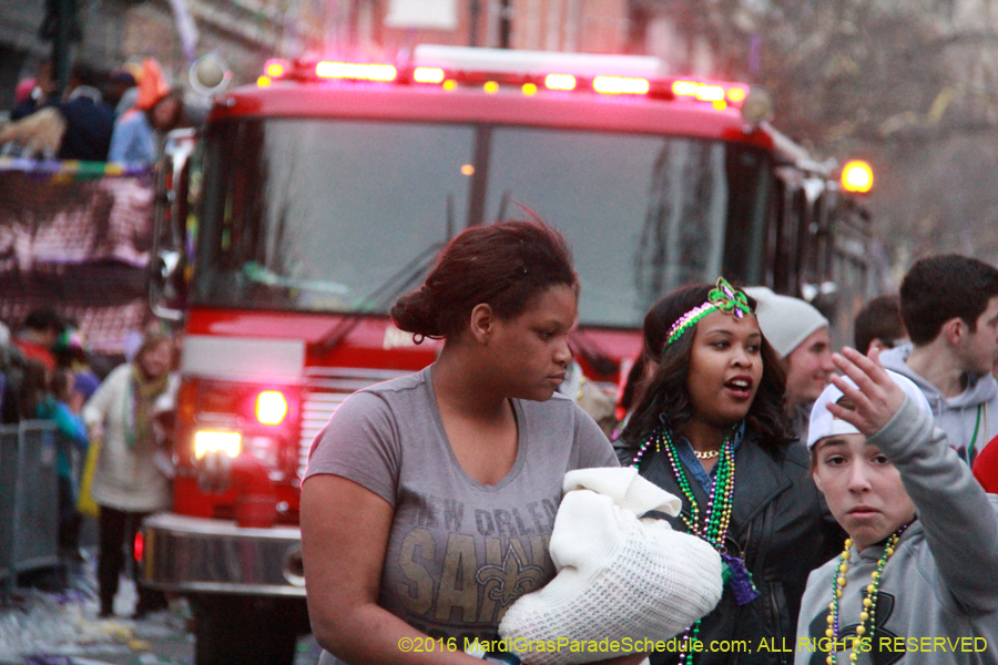 2016-Krewe-of-Tucks-010982