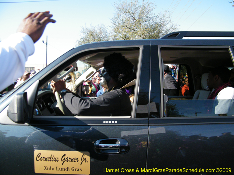 Zulu-Social-Aid-and-Pleasure-Club-2009-Centennial-Parade-mardi-Gras-New-Orleans-Photos-by-Harriet-Cross-0269