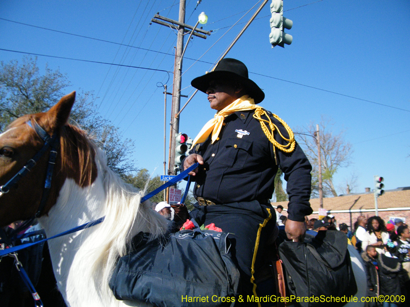 Zulu-Social-Aid-and-Pleasure-Club-2009-Centennial-Parade-mardi-Gras-New-Orleans-Photos-by-Harriet-Cross-0302