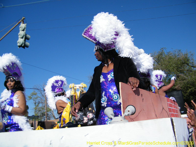 Zulu-Social-Aid-and-Pleasure-Club-2009-Centennial-Parade-mardi-Gras-New-Orleans-Photos-by-Harriet-Cross-0307