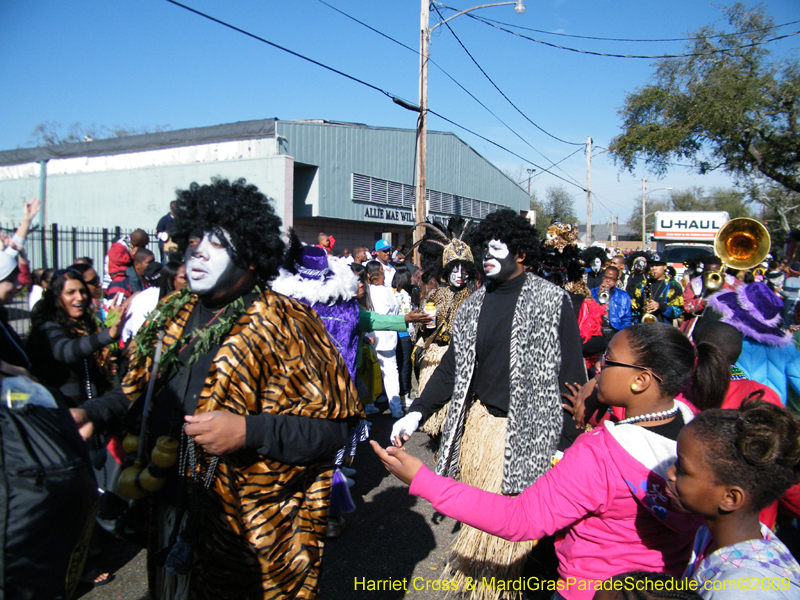 Zulu-Social-Aid-and-Pleasure-Club-2009-Centennial-Parade-mardi-Gras-New-Orleans-Photos-by-Harriet-Cross-0347