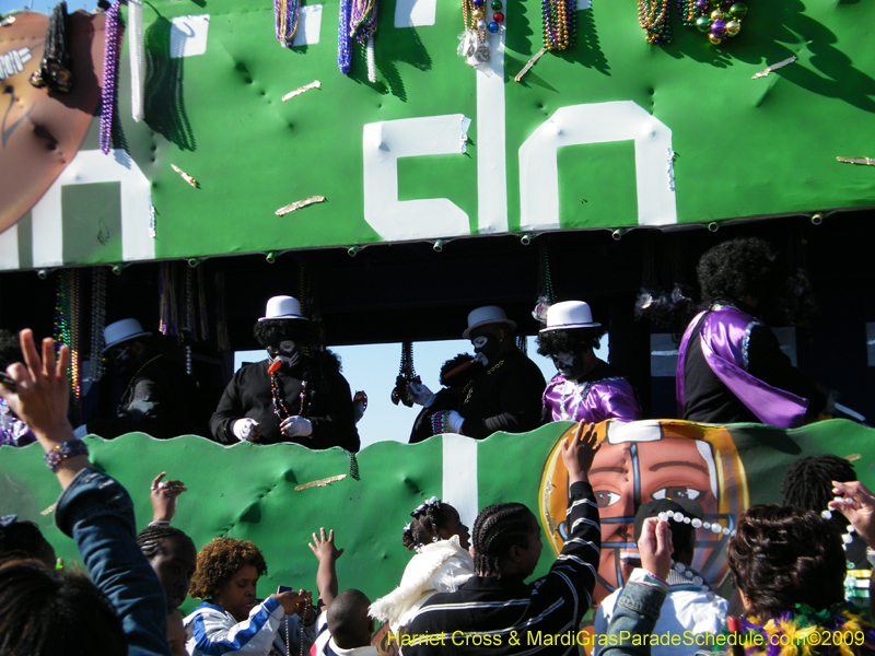 Zulu-Social-Aid-and-Pleasure-Club-2009-Centennial-Parade-mardi-Gras-New-Orleans-Photos-by-Harriet-Cross-0362