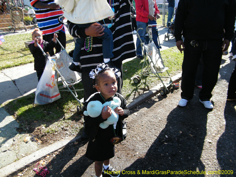 Zulu-Social-Aid-and-Pleasure-Club-2009-Centennial-Parade-mardi-Gras-New-Orleans-Photos-by-Harriet-Cross-0400