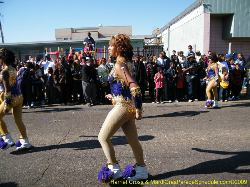 Zulu-Social-Aid-and-Pleasure-Club-2009-Centennial-Parade-mardi-Gras-New-Orleans-Photos-by-Harriet-Cross-0412