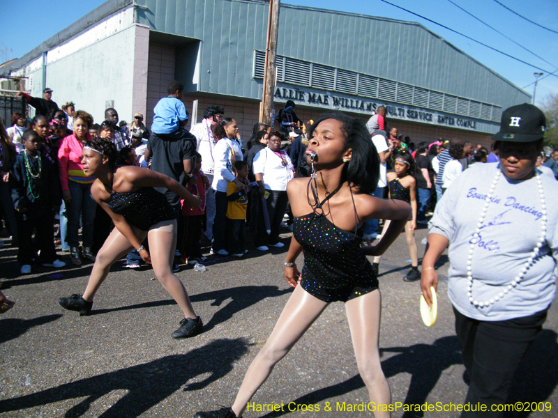 Zulu-Social-Aid-and-Pleasure-Club-2009-Centennial-Parade-mardi-Gras-New-Orleans-Photos-by-Harriet-Cross-0442