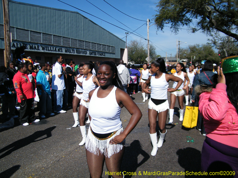 Zulu-Social-Aid-and-Pleasure-Club-2009-Centennial-Parade-mardi-Gras-New-Orleans-Photos-by-Harriet-Cross-0462