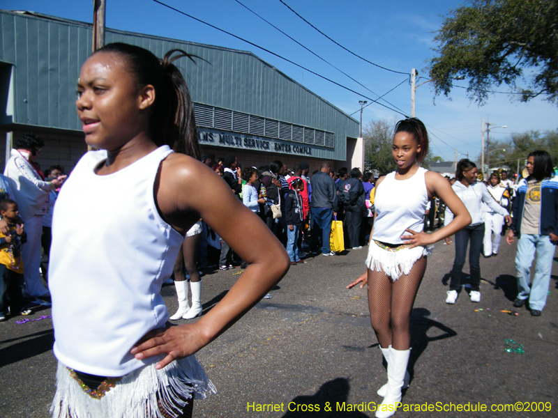 Zulu-Social-Aid-and-Pleasure-Club-2009-Centennial-Parade-mardi-Gras-New-Orleans-Photos-by-Harriet-Cross-0464