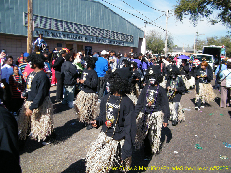 Zulu-Social-Aid-and-Pleasure-Club-2009-Centennial-Parade-mardi-Gras-New-Orleans-Photos-by-Harriet-Cross-0523