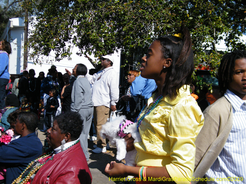 Zulu-Social-Aid-and-Pleasure-Club-2009-Centennial-Parade-mardi-Gras-New-Orleans-Photos-by-Harriet-Cross-0572