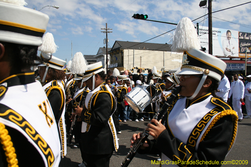 2009-Zulu-Social-Aid-and-Pleasure-Club-100-year-anniversary-Mardi-Gras-New-Orleans-2380