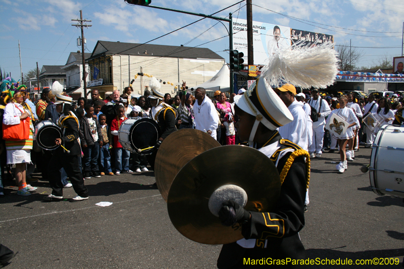 2009-Zulu-Social-Aid-and-Pleasure-Club-100-year-anniversary-Mardi-Gras-New-Orleans-2381