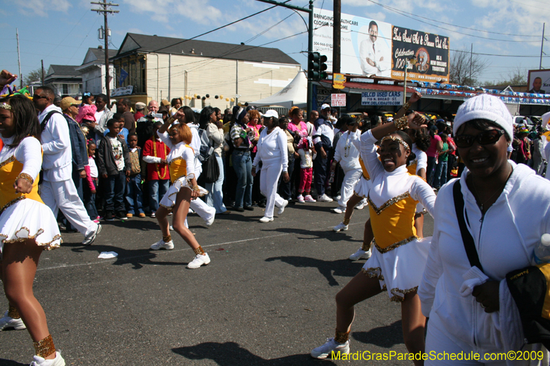 2009-Zulu-Social-Aid-and-Pleasure-Club-100-year-anniversary-Mardi-Gras-New-Orleans-2386