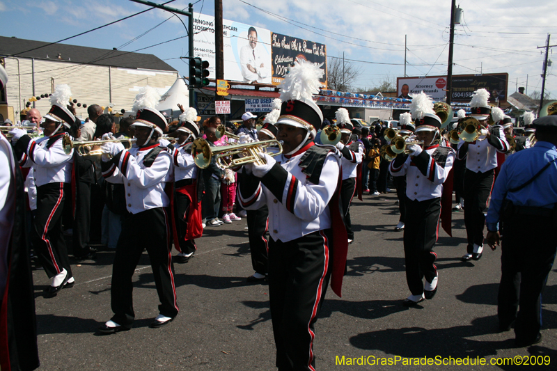 2009-Zulu-Social-Aid-and-Pleasure-Club-100-year-anniversary-Mardi-Gras-New-Orleans-2405