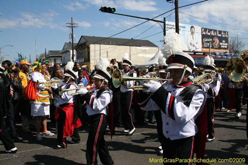 2009-Zulu-Social-Aid-and-Pleasure-Club-100-year-anniversary-Mardi-Gras-New-Orleans-2406