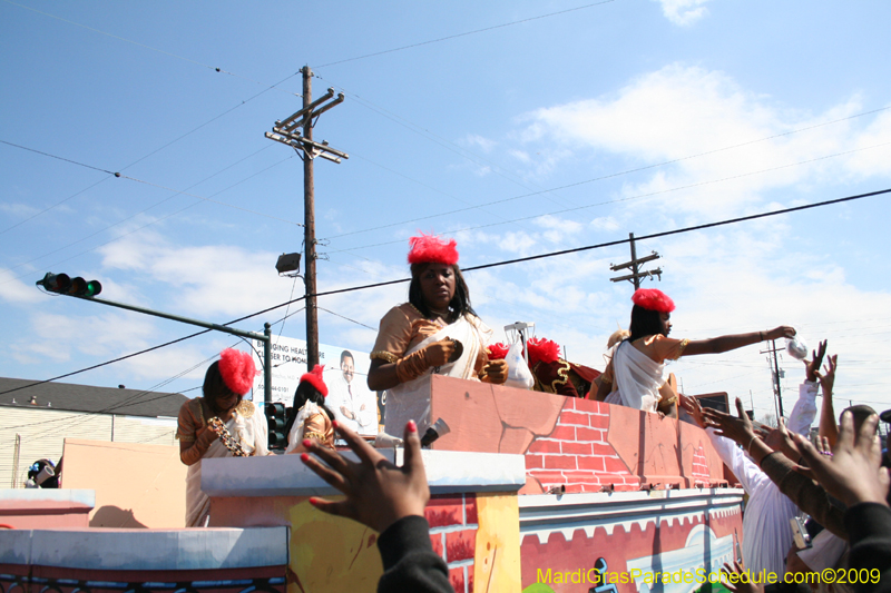 2009-Zulu-Social-Aid-and-Pleasure-Club-100-year-anniversary-Mardi-Gras-New-Orleans-2464