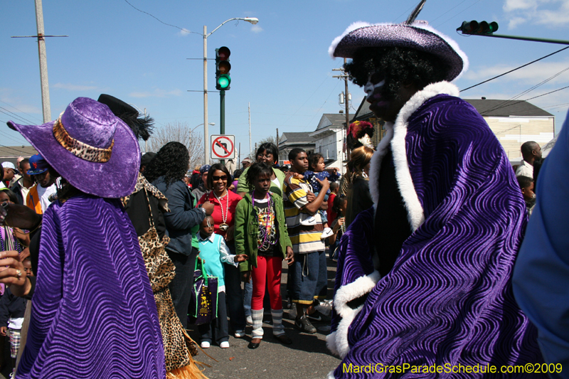 2009-Zulu-Social-Aid-and-Pleasure-Club-100-year-anniversary-Mardi-Gras-New-Orleans-2508