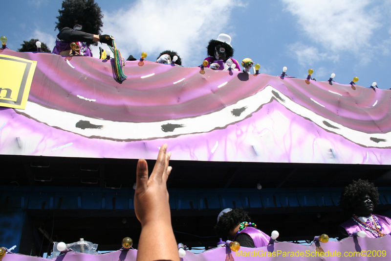 2009-Zulu-Social-Aid-and-Pleasure-Club-100-year-anniversary-Mardi-Gras-New-Orleans-2536