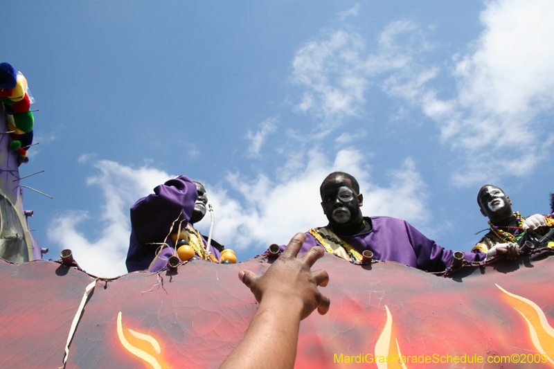 2009-Zulu-Social-Aid-and-Pleasure-Club-100-year-anniversary-Mardi-Gras-New-Orleans-2577