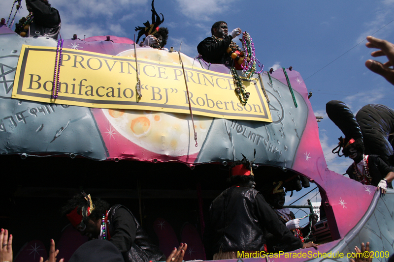 2009-Zulu-Social-Aid-and-Pleasure-Club-100-year-anniversary-Mardi-Gras-New-Orleans-2604