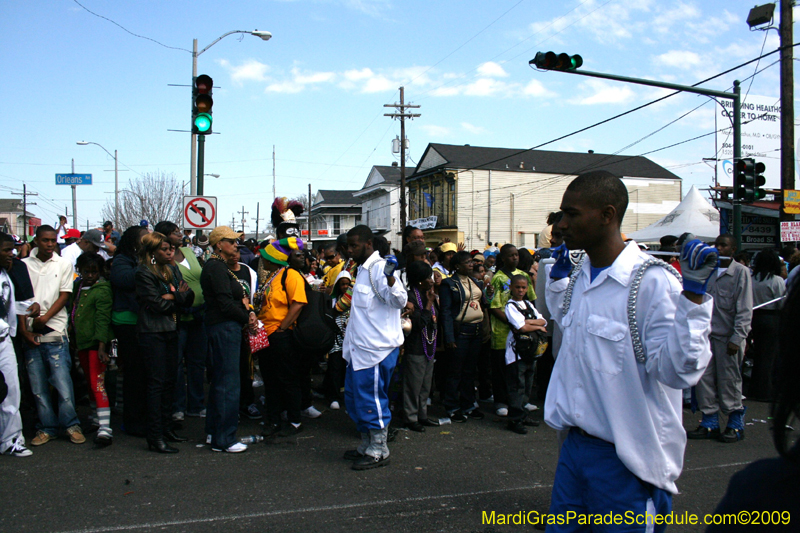 2009-Zulu-Social-Aid-and-Pleasure-Club-100-year-anniversary-Mardi-Gras-New-Orleans-2609