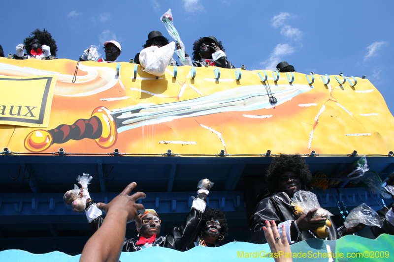 2009-Zulu-Social-Aid-and-Pleasure-Club-100-year-anniversary-Mardi-Gras-New-Orleans-2641