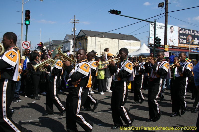 2009-Zulu-Social-Aid-and-Pleasure-Club-100-year-anniversary-Mardi-Gras-New-Orleans-2720