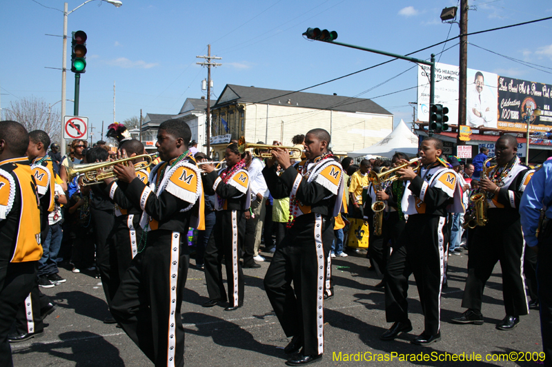 2009-Zulu-Social-Aid-and-Pleasure-Club-100-year-anniversary-Mardi-Gras-New-Orleans-2721