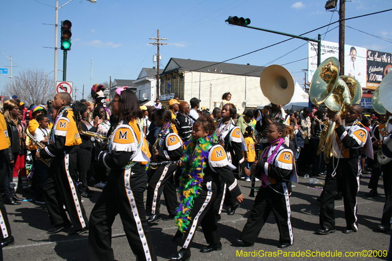 2009-Zulu-Social-Aid-and-Pleasure-Club-100-year-anniversary-Mardi-Gras-New-Orleans-2723