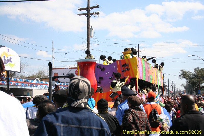 2009-Zulu-Social-Aid-and-Pleasure-Club-100-year-anniversary-Mardi-Gras-New-Orleans-2780