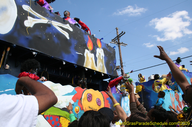 2009-Zulu-Social-Aid-and-Pleasure-Club-100-year-anniversary-Mardi-Gras-New-Orleans-2863