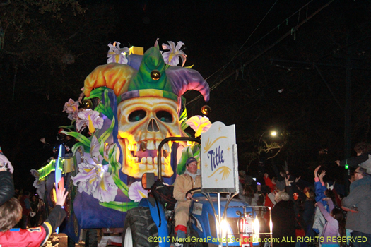 Title float for Le Krewe d'Etat - photo by Jules Richard