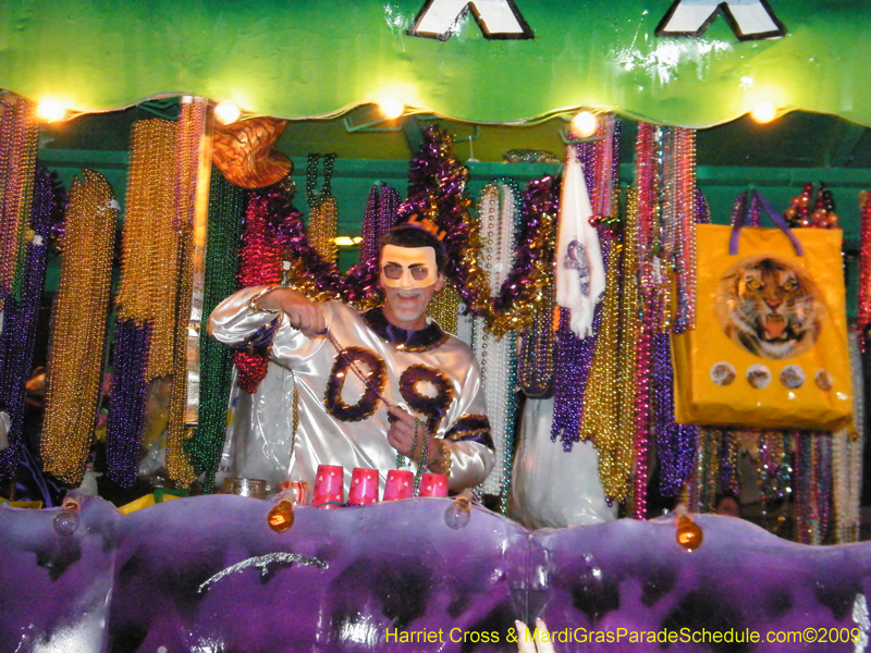 2009-Krewe-of-Caesar-Metairie-Louisiana-Mardi-Gras-Harriet-Cross-6830