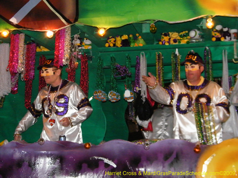 2009-Krewe-of-Caesar-Metairie-Louisiana-Mardi-Gras-Harriet-Cross-6833