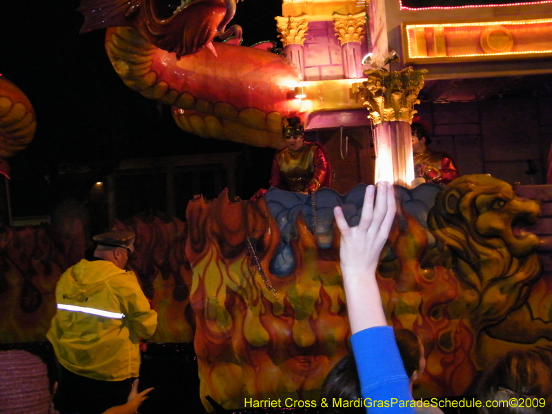 2009-Krewe-of-Caesar-Metairie-Louisiana-Mardi-Gras-Harriet-Cross-6977