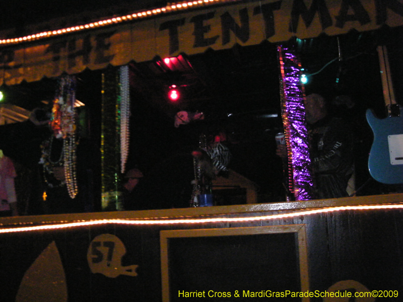 2009-Krewe-of-Caesar-Metairie-Louisiana-Mardi-Gras-Harriet-Cross-7035