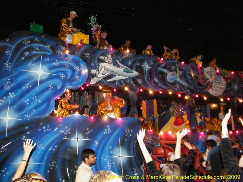 2009-Krewe-of-Caesar-Metairie-Louisiana-Mardi-Gras-Harriet-Cross-7085