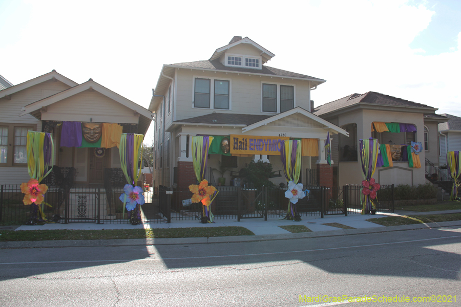 Krewe-of-House-Floats-01109-Mid-City-2021