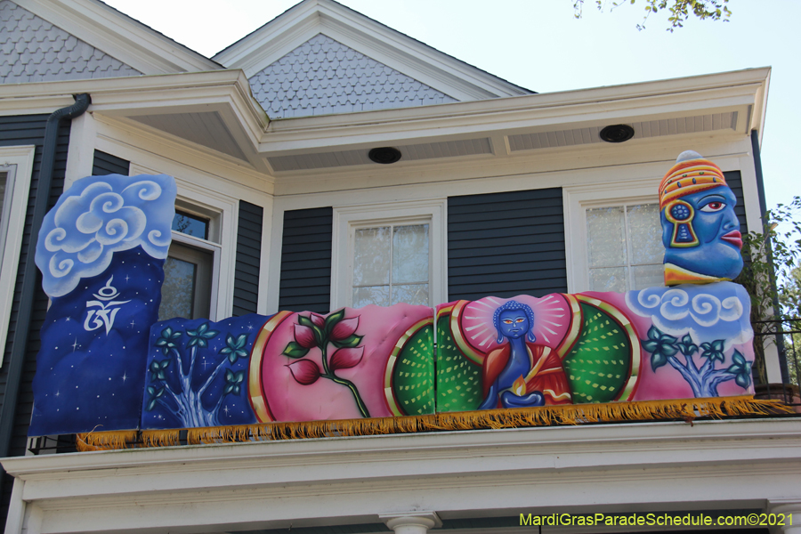 Krewe-of-House-Floats-01119-Mid-City-2021