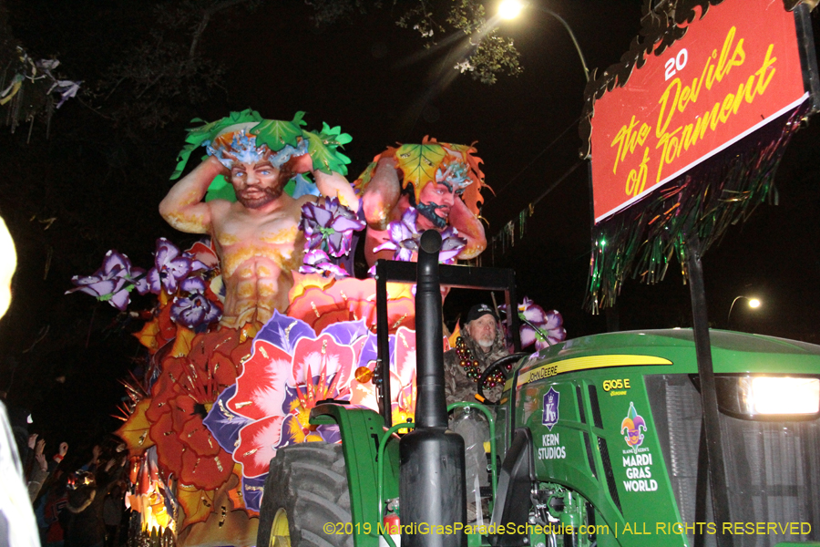 Krewe-of-Orpheus-2019-009949