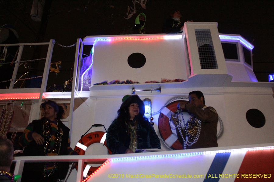 Krewe-of-Orpheus-2019-010037