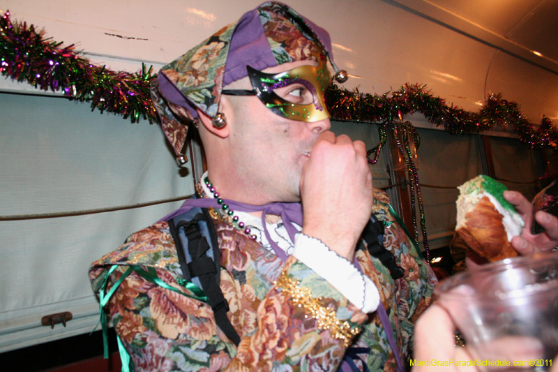 Phunny-Phorty-Phellows-Mardi-Gras-2011-New-Orleans-0165