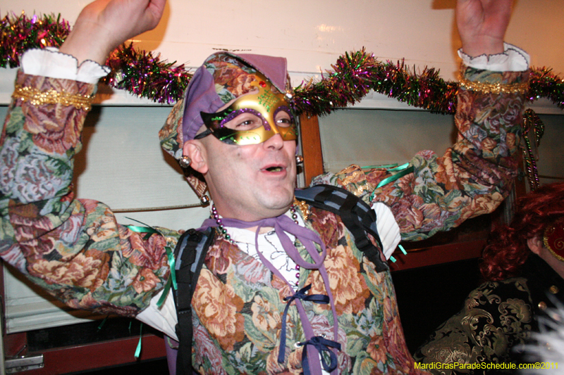 Phunny-Phorty-Phellows-Mardi-Gras-2011-New-Orleans-0168