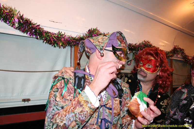 Phunny-Phorty-Phellows-Mardi-Gras-2011-New-Orleans-0171