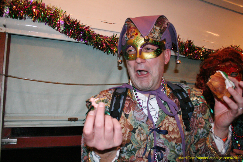 Phunny-Phorty-Phellows-Mardi-Gras-2011-New-Orleans-0175