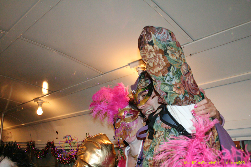 Phunny-Phorty-Phellows-Mardi-Gras-2011-New-Orleans-0189