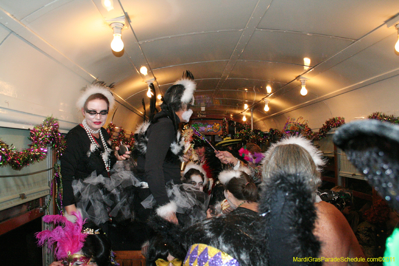 Phunny-Phorty-Phellows-Mardi-Gras-2011-New-Orleans-0209