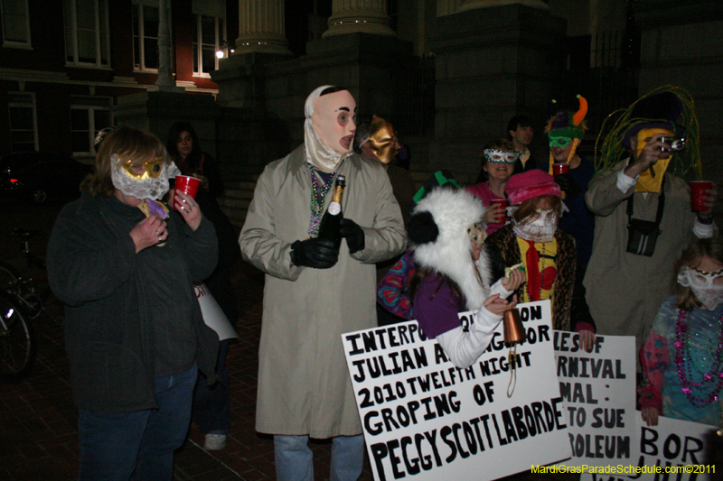 Phunny-Phorty-Phellows-Mardi-Gras-2011-New-Orleans-0272